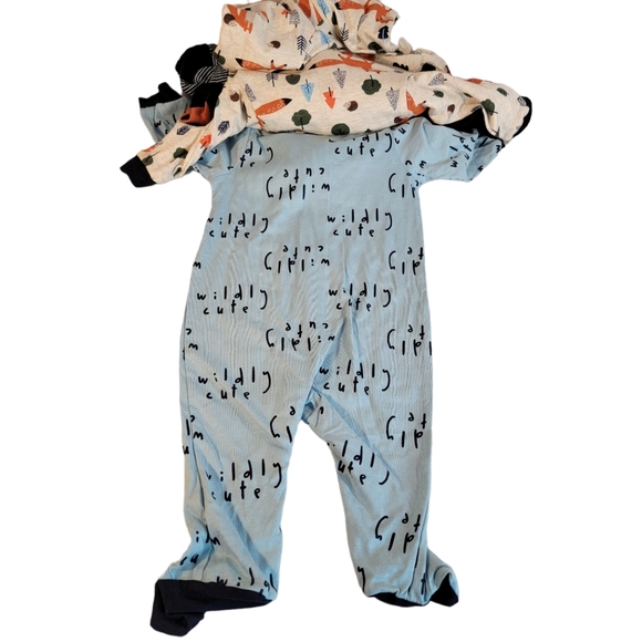Gerber Cotton Sleep & Plays 3 Pac New With Tags NWT 0-3 Months - Picture 3 of 8